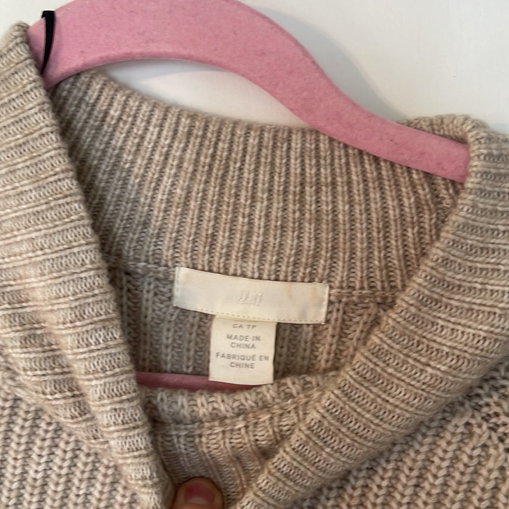Sweater - Picture 3 of 3